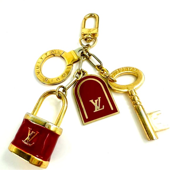 Louis Vuitton key holder Porte Cles Pampille red authentic keychain - Picture 1 of 5